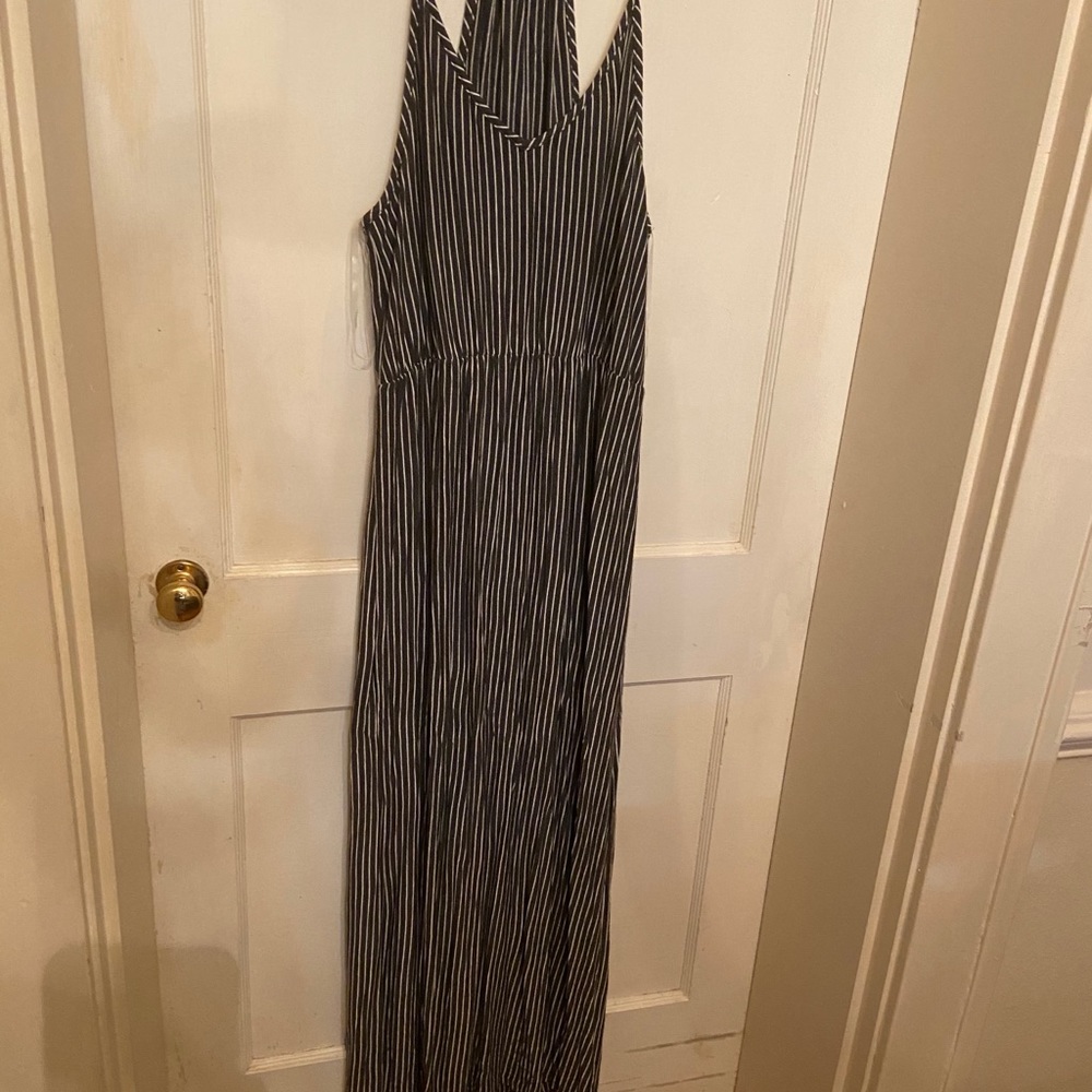 Maternity maxi dress